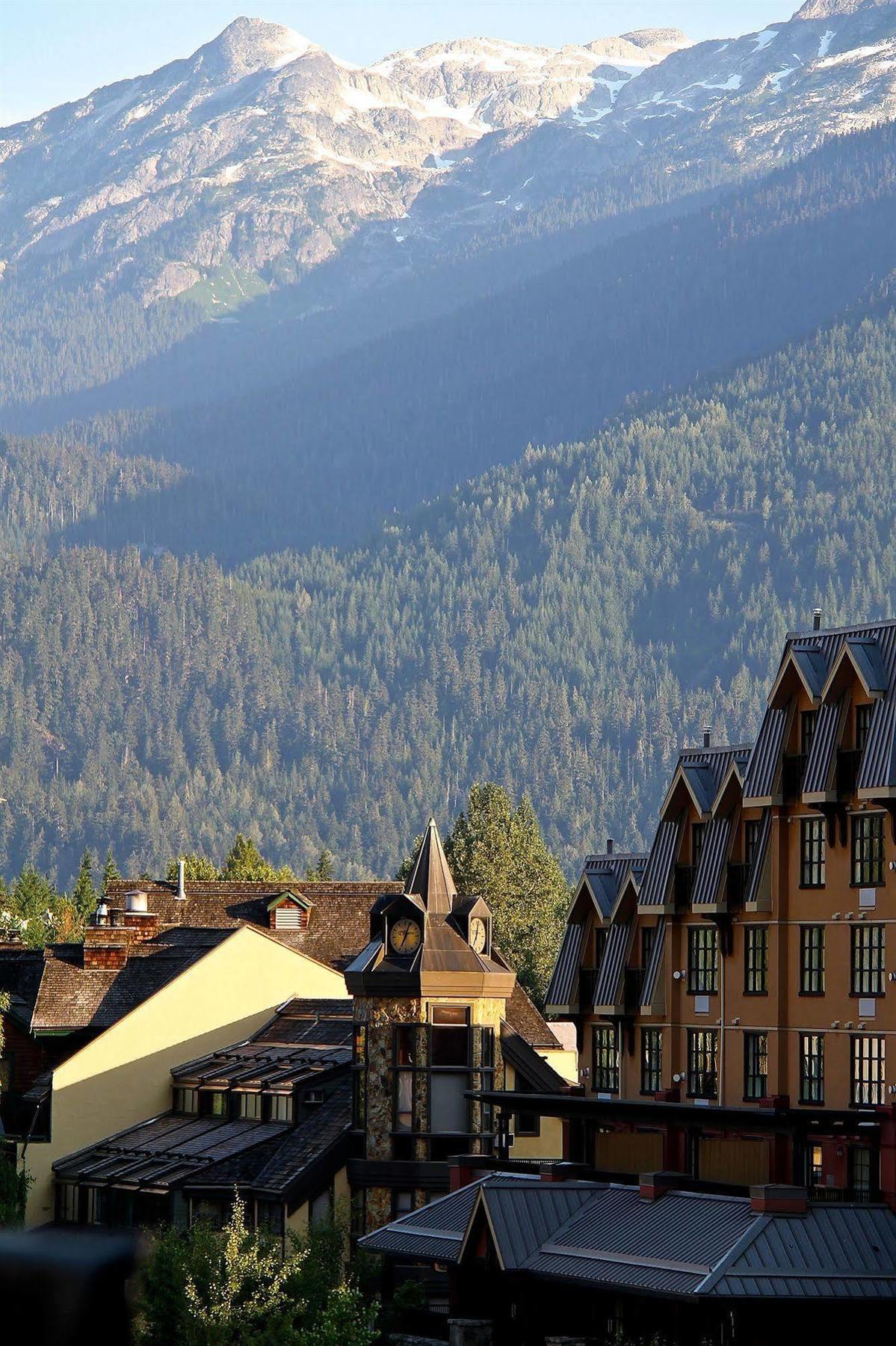 Clock Tower Resort Whistler Eksteriør billede