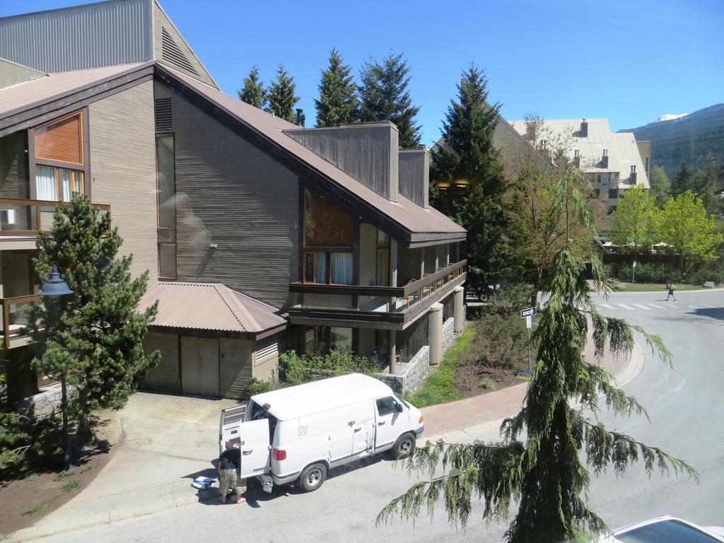 Clock Tower Resort Whistler Eksteriør billede